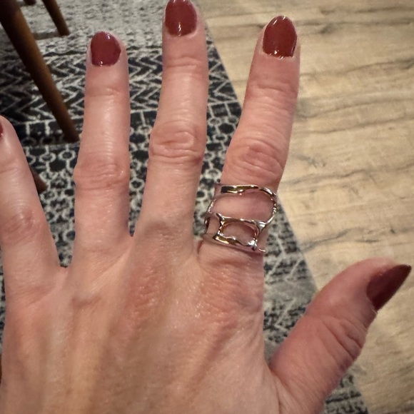 Silver Tone Stainless Steel Ring Adjustable Abstract Modern Edgy Cool Girl - Picture 3 of 3